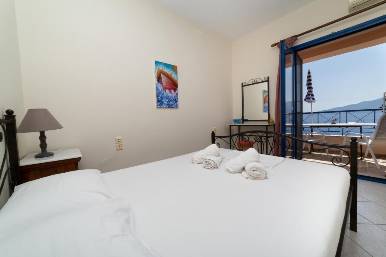 Natassa Apartments Agia Efimia Екстериор снимка