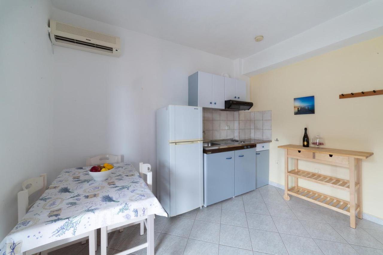 Natassa Apartments Agia Efimia Екстериор снимка