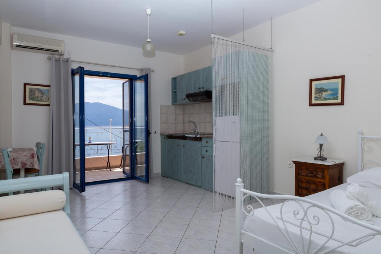Natassa Apartments Agia Efimia Екстериор снимка
